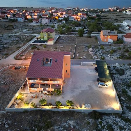 Kameni Put Apartment Razanac Luaran gambar