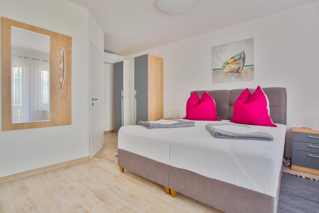 Kameni Put Apartment Razanac Luaran gambar