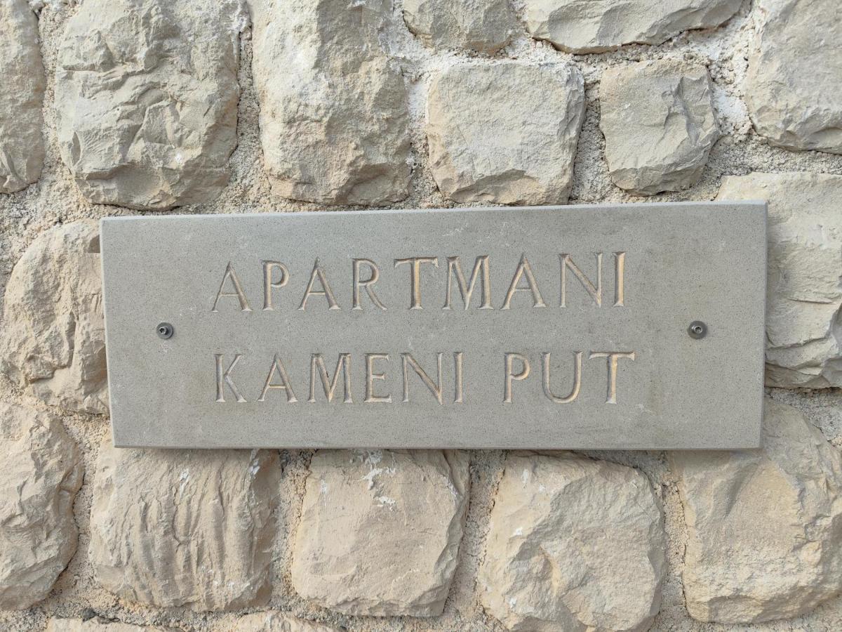 Kameni Put Apartment Razanac Luaran gambar